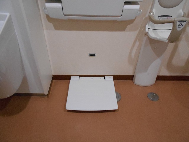 トイレも充実装備です